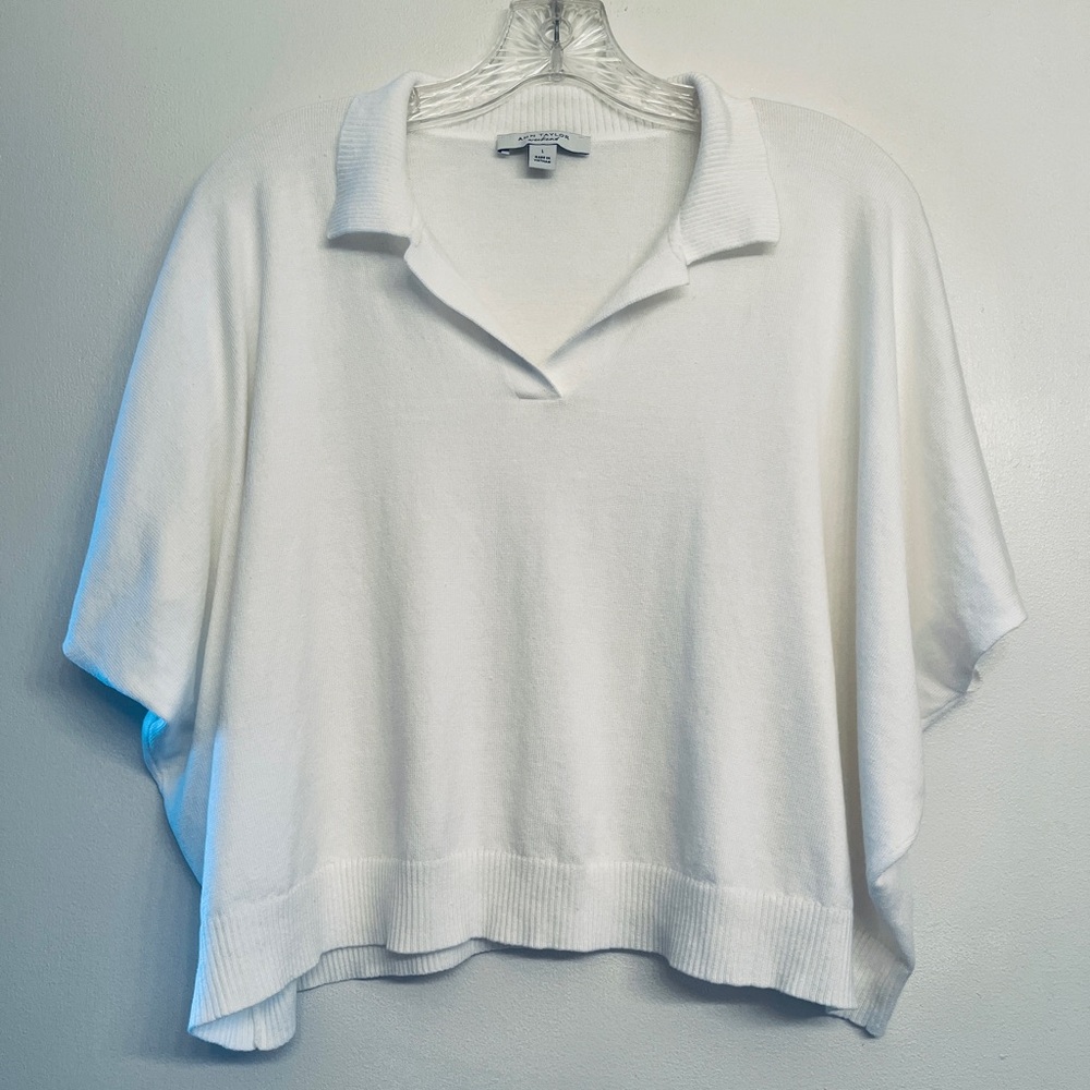 Ann Taylor weekend cropped oversized linen/cotton top in size L